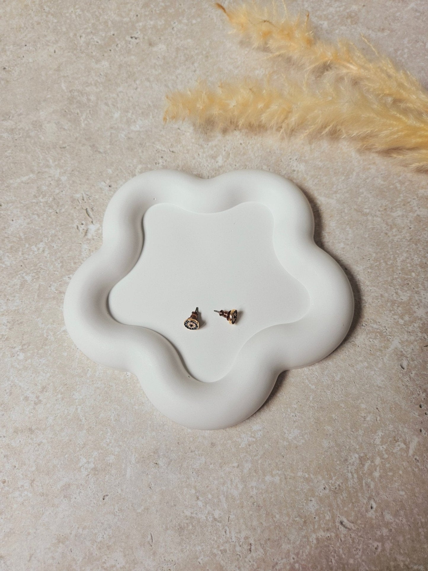 Flower shaped Tray Coasters