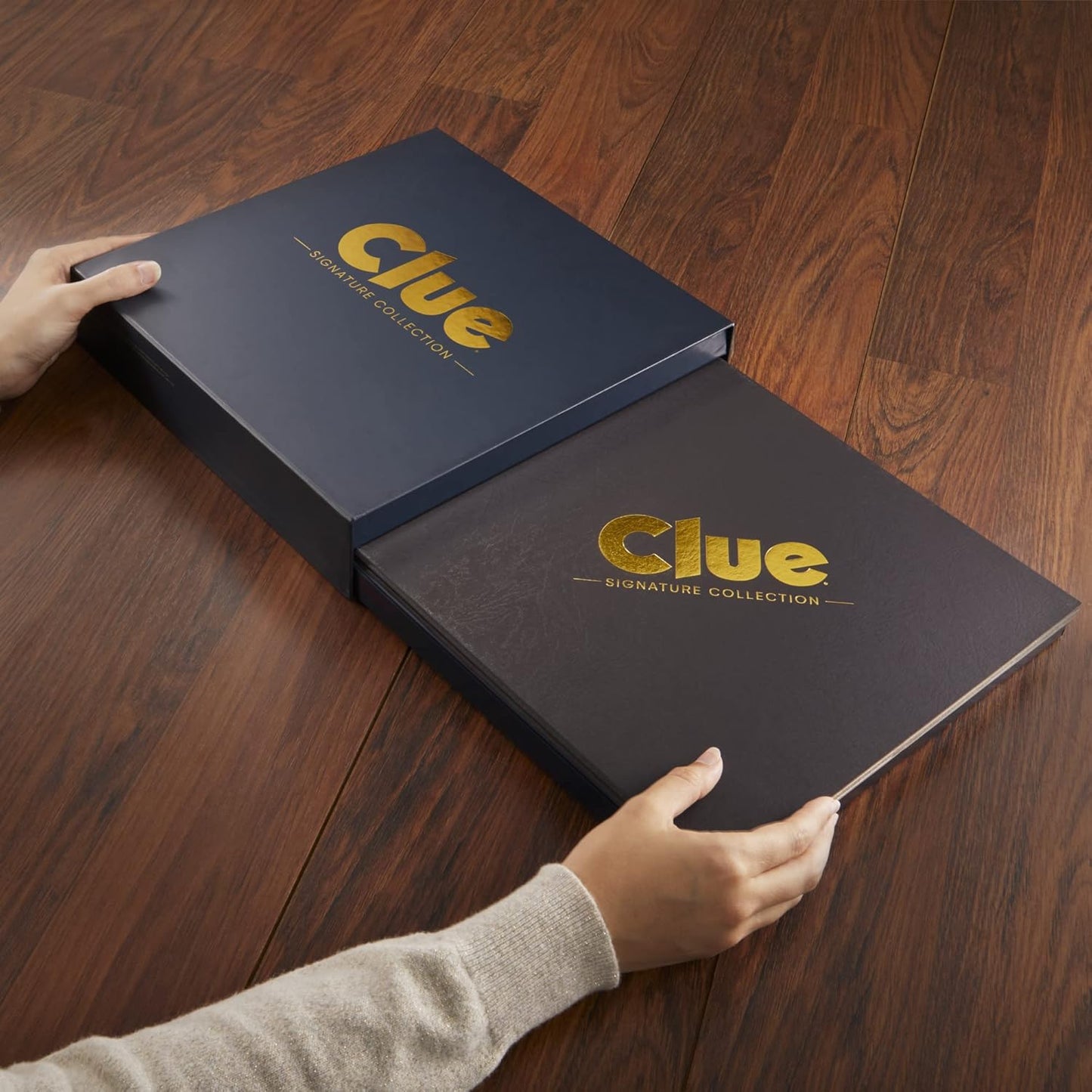 Hasbro Gaming CLUE Signature Collection