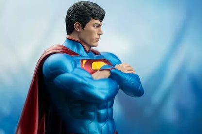 Ikon Collectables Superman - New 52 Superman 1:6th Scale Statue