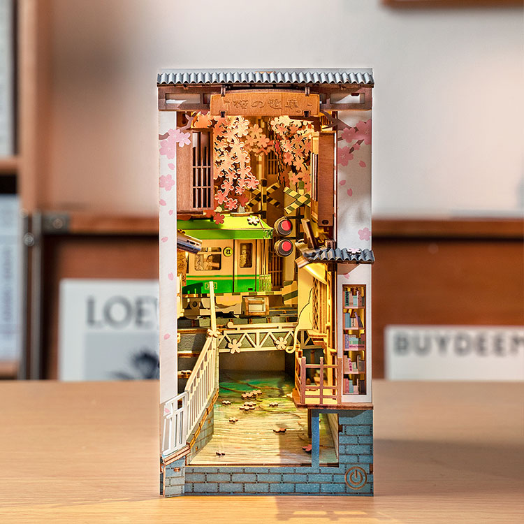 Rolife Sakura Densya DIY Book Nook Shelf Insert Kit TGB01